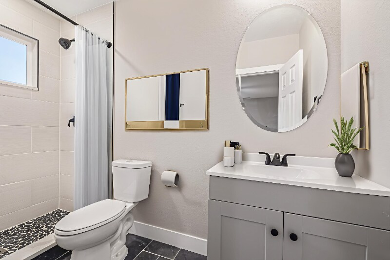 Building Photo - 173 Buchanan Ave