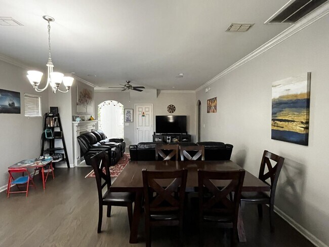 Building Photo - 339 Dunnwood Loop