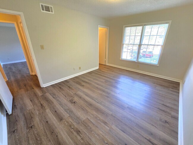 Building Photo - 493 Stone Mountain St