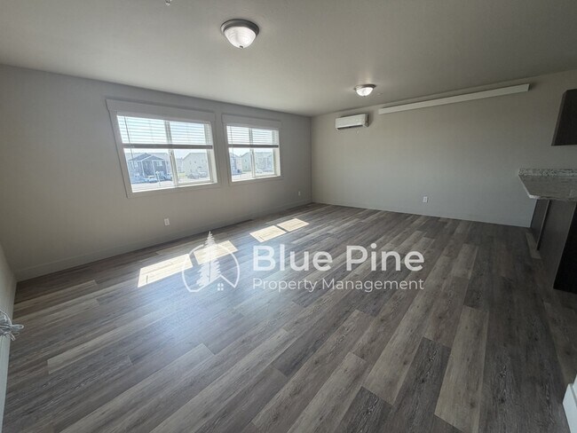 Building Photo - 6255 Freedom Rd