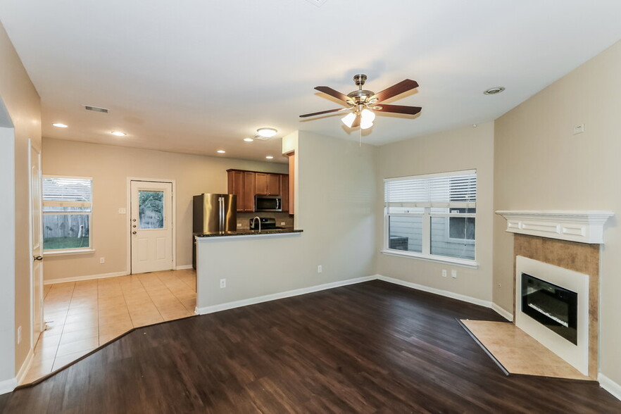 Building Photo - 13118 Majestic Pl Ct