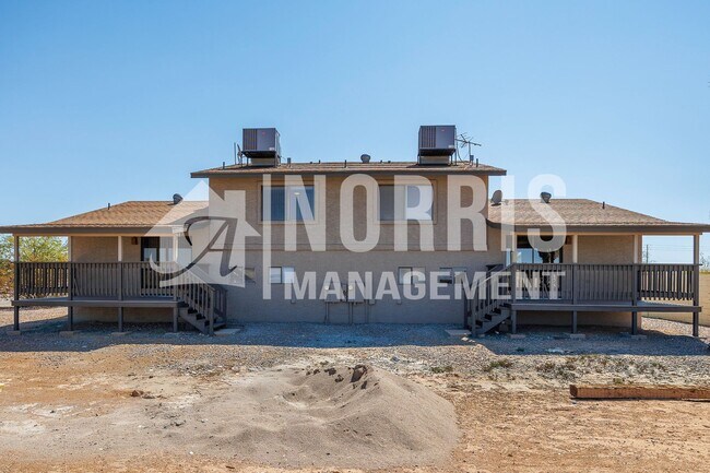 Building Photo - 15054 S Yava Rd
