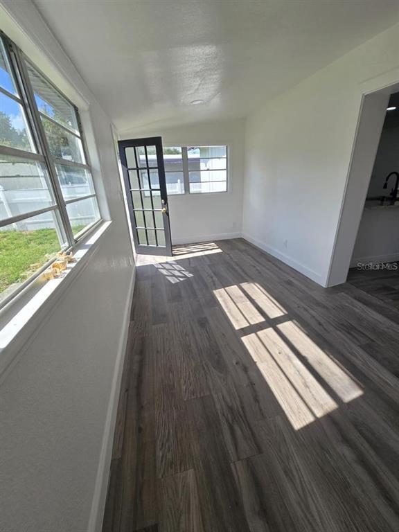 Building Photo - 1232 Elinore Dr