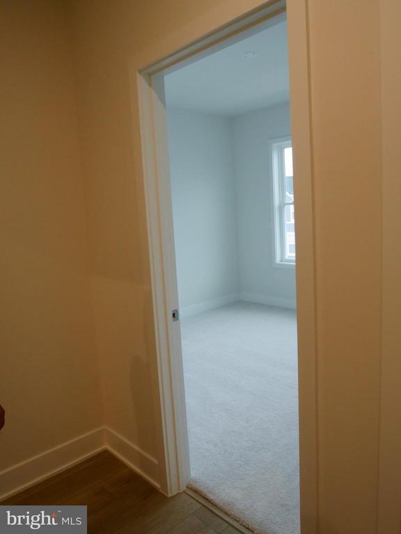 Building Photo - 120 Galaxy Pl