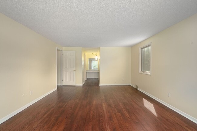 Building Photo - 2377 Williamstown Ct