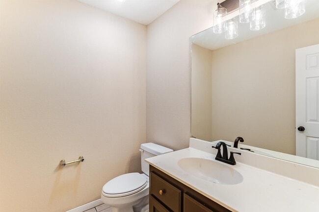 Building Photo - 8321 Co Rd 200