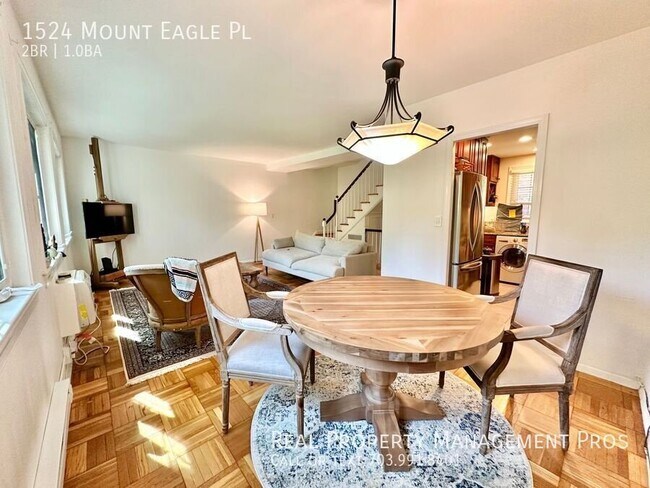 Building Photo - 1524 Mt Eagle Pl