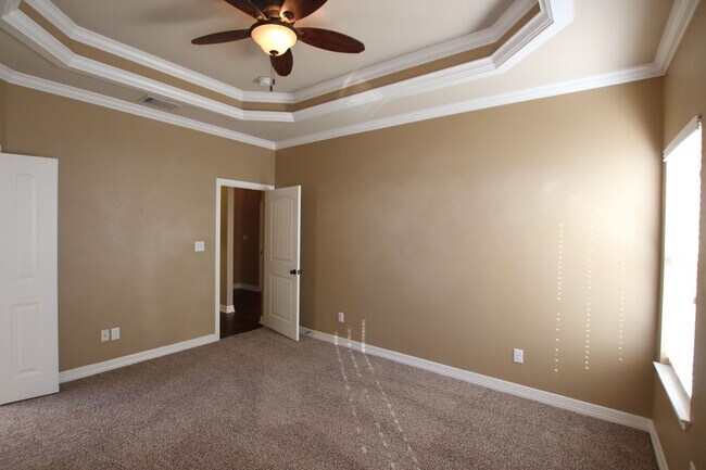 Building Photo - Gorgeous 3 Bed 2 Bath Home in Bullard! Coming Soon!