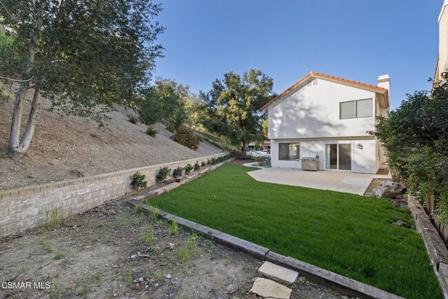 Building Photo - 26916 Lost Oak Ct