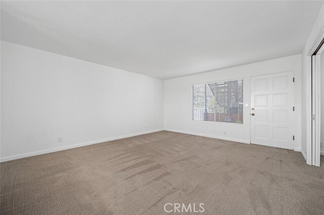 Building Photo - 585 Glenneyre St