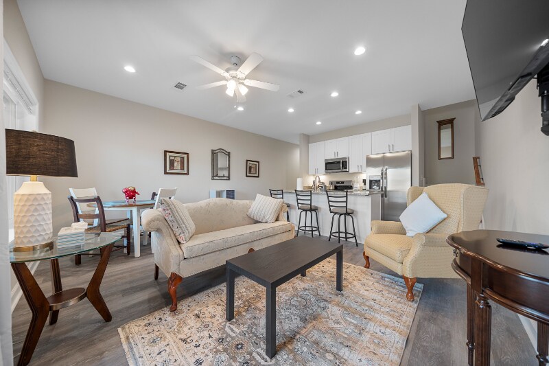 Building Photo - 167 Pebble Beach Pl