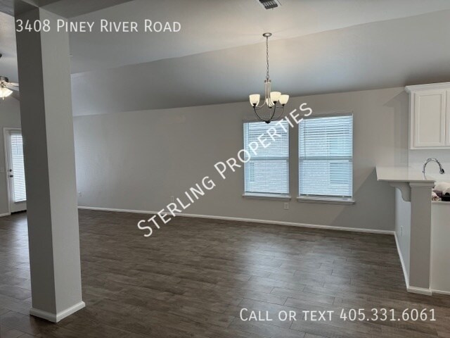 Building Photo - 3408 Piney River Dr
