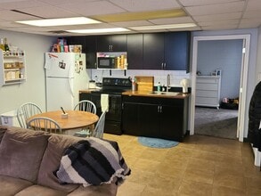 Building Photo - 3051 Orchard Dr