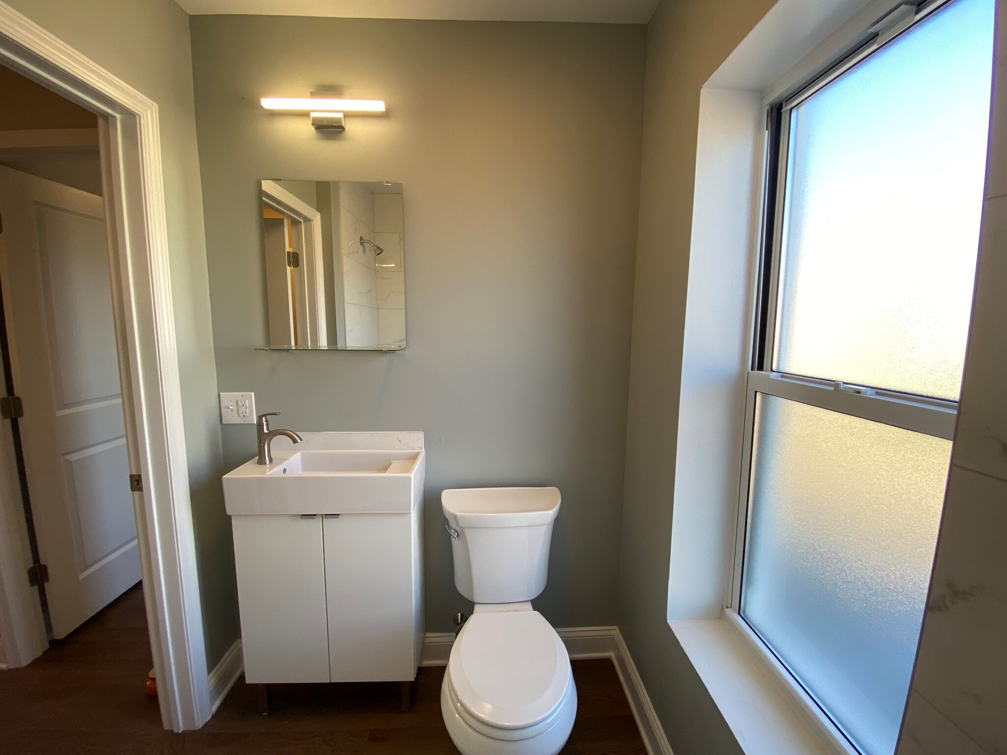 Full bathroom on 2nd floor - 115 Susquehanna Ave