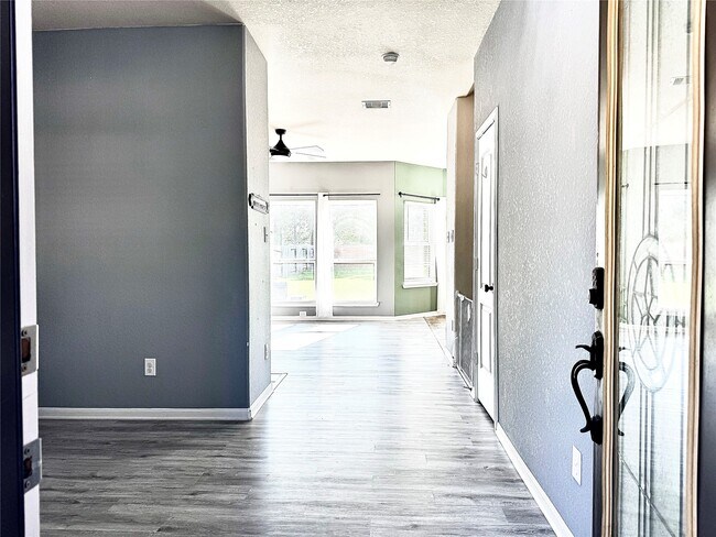 Building Photo - 15218 Loys Coves Ct