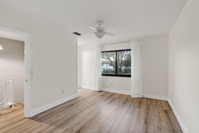 Building Photo - 21682 Cypress Rd