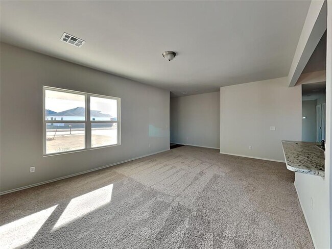 Building Photo - 1033 E Stetson Ln