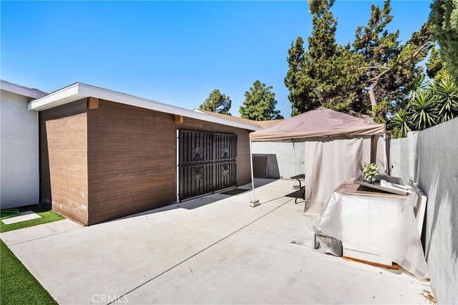 Building Photo - 13509 Destino St