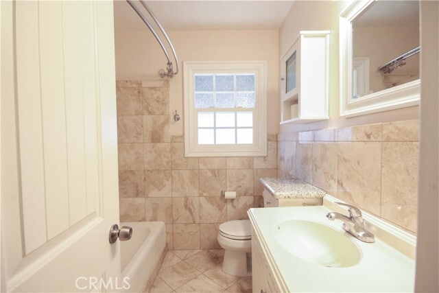 Building Photo - 150 Orangewood Ln