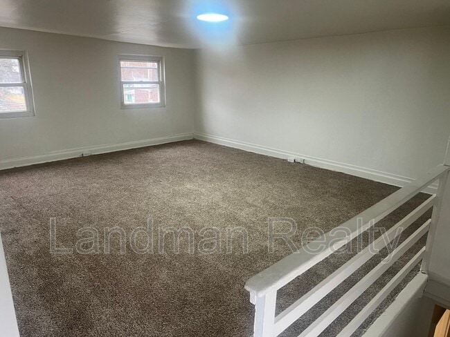 Building Photo - 2917 Shadeland Ave