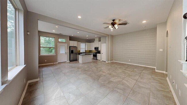 Building Photo - 118 Cheswood Forest Dr