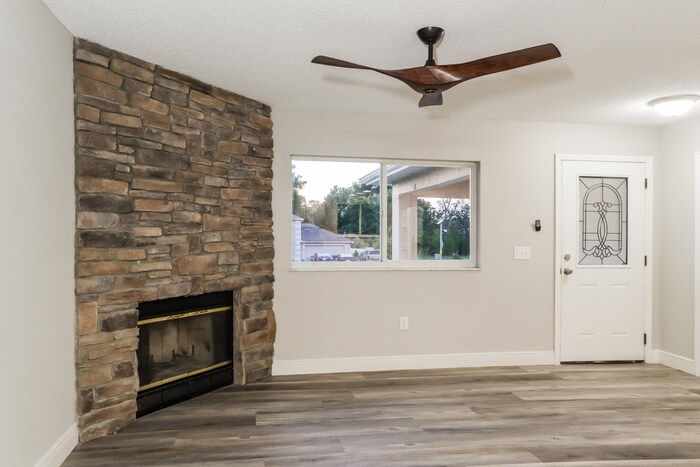 Building Photo - 5404 Deltona Blvd