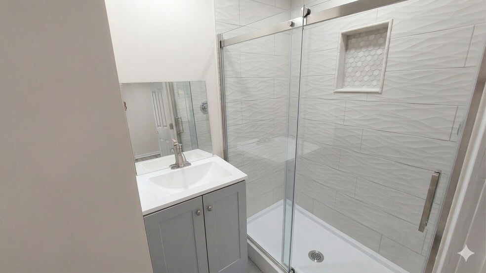 Building Photo - 971 S Taylor St