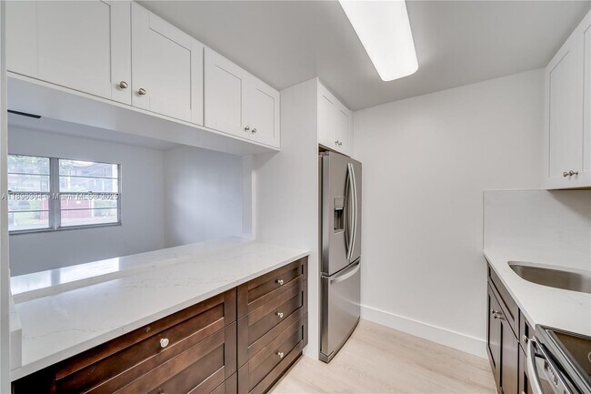Building Photo - 101 SW 132nd Way