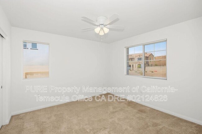 Building Photo - 4237 Ladrillo St
