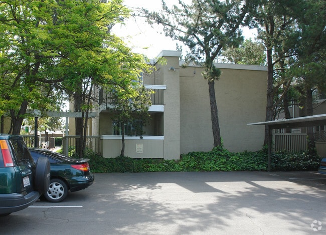 Building Photo - Monterey Garden Apartments