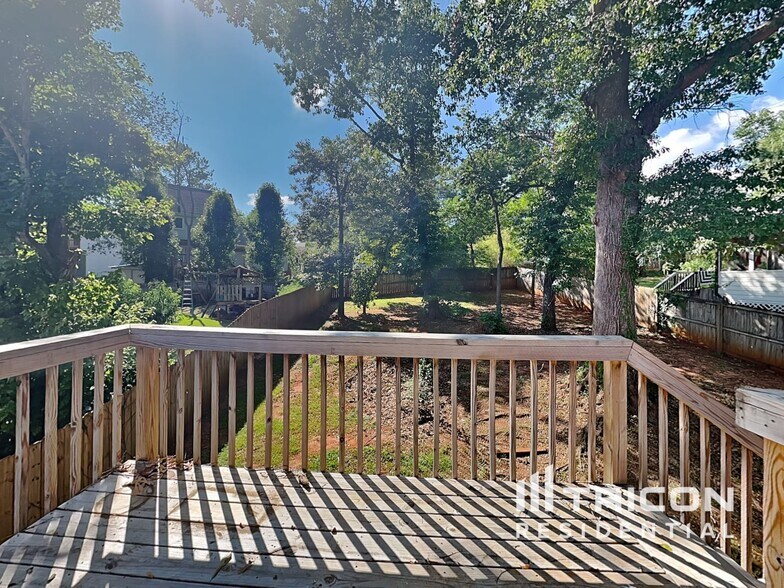 Building Photo - 1684 Watercrest Cir