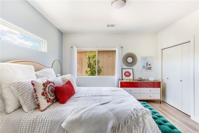 Building Photo - 7805 Cooper Ln