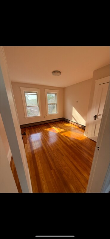 Building Photo - 24 Burgess St