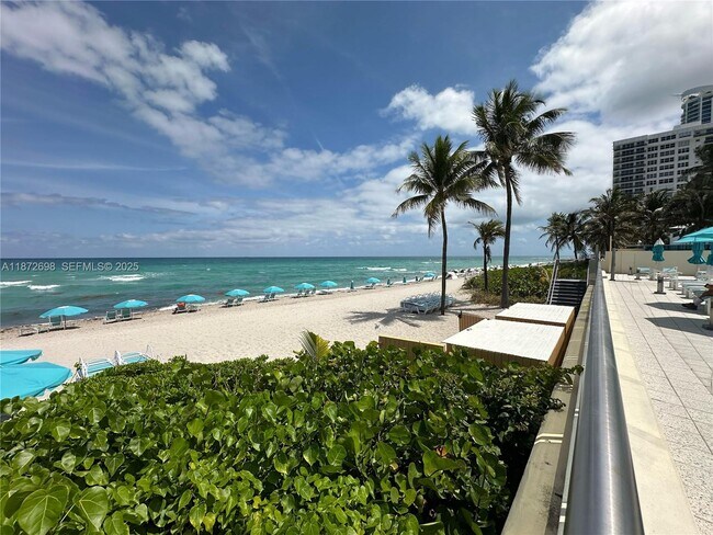 Building Photo - 2501 S Ocean Dr