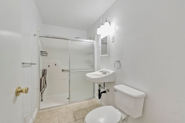 Building Photo - 2 bed 1 bath home in the heart of downtown Forest Grove