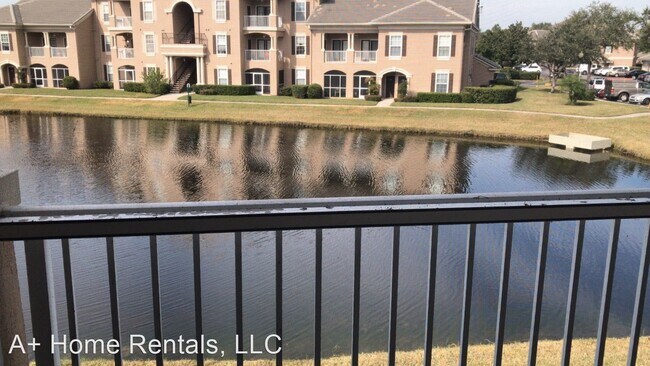 Building Photo - 14340 Fredricksburg Dr