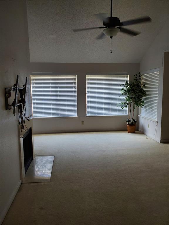 Building Photo - 12100 Overbrook Ln