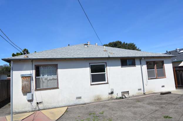 Building Photo - 218 Bradford Dr