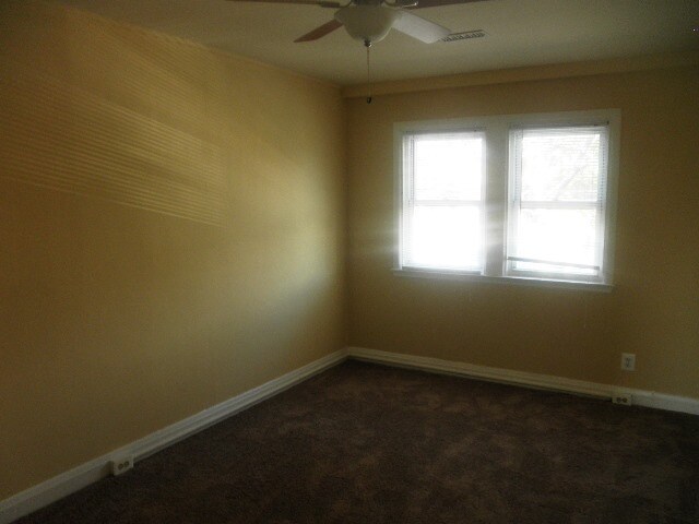 Building Photo - 311 Candry Terrace - Quaint 3 bed, 1 Â½ ba...