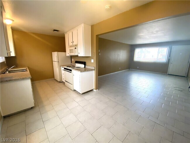Building Photo - 3200 Arlene Way