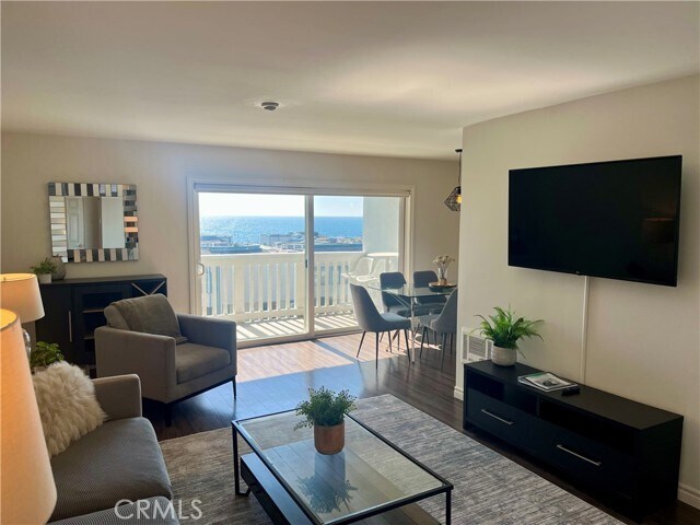 Building Photo - 630 The Village