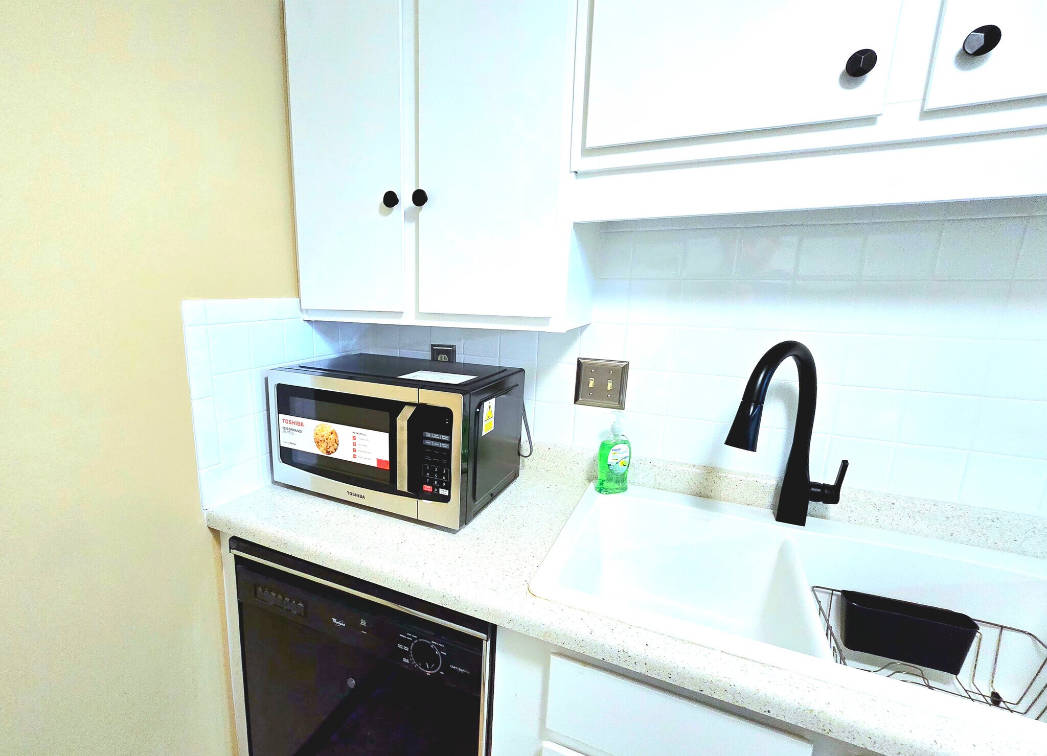 Building Photo - 3034 SW Lydia Ave