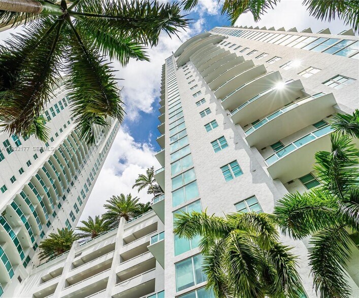 Building Photo - 31 SE 5th St