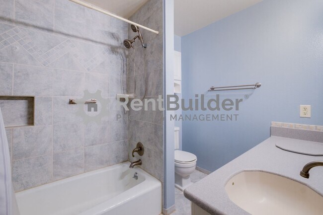 Building Photo - CALL US TODAY AT (505) 808-6467 TO SCHEDULE A CONVENIENT SHOWING