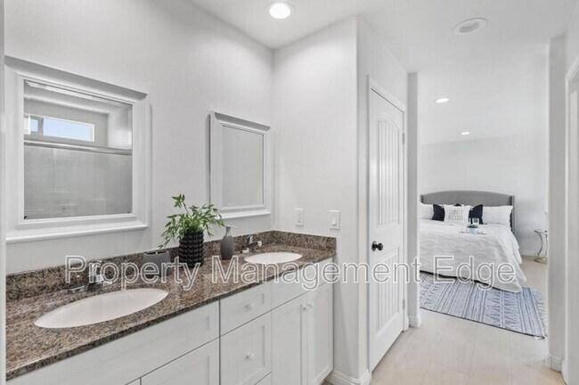 Building Photo - 29305 Catalpa
