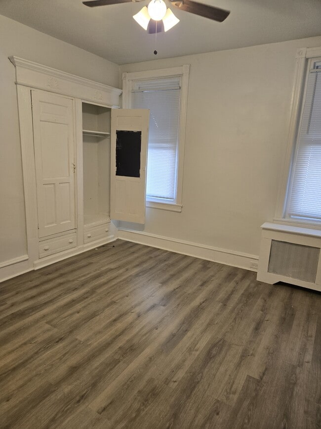 Building Photo - 927 N Fallon St