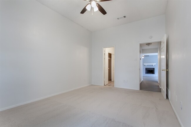 Building Photo - 1242 Misty Ln