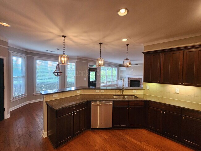 Building Photo - 2681 Oak Village Trail