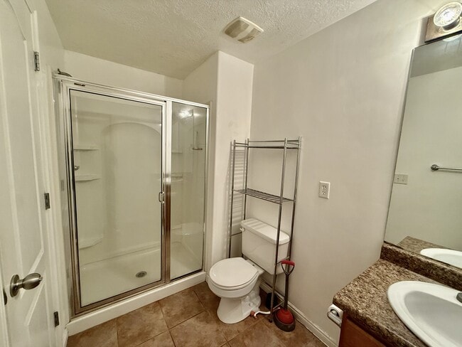 Building Photo - 4709 S Falkirk Dr