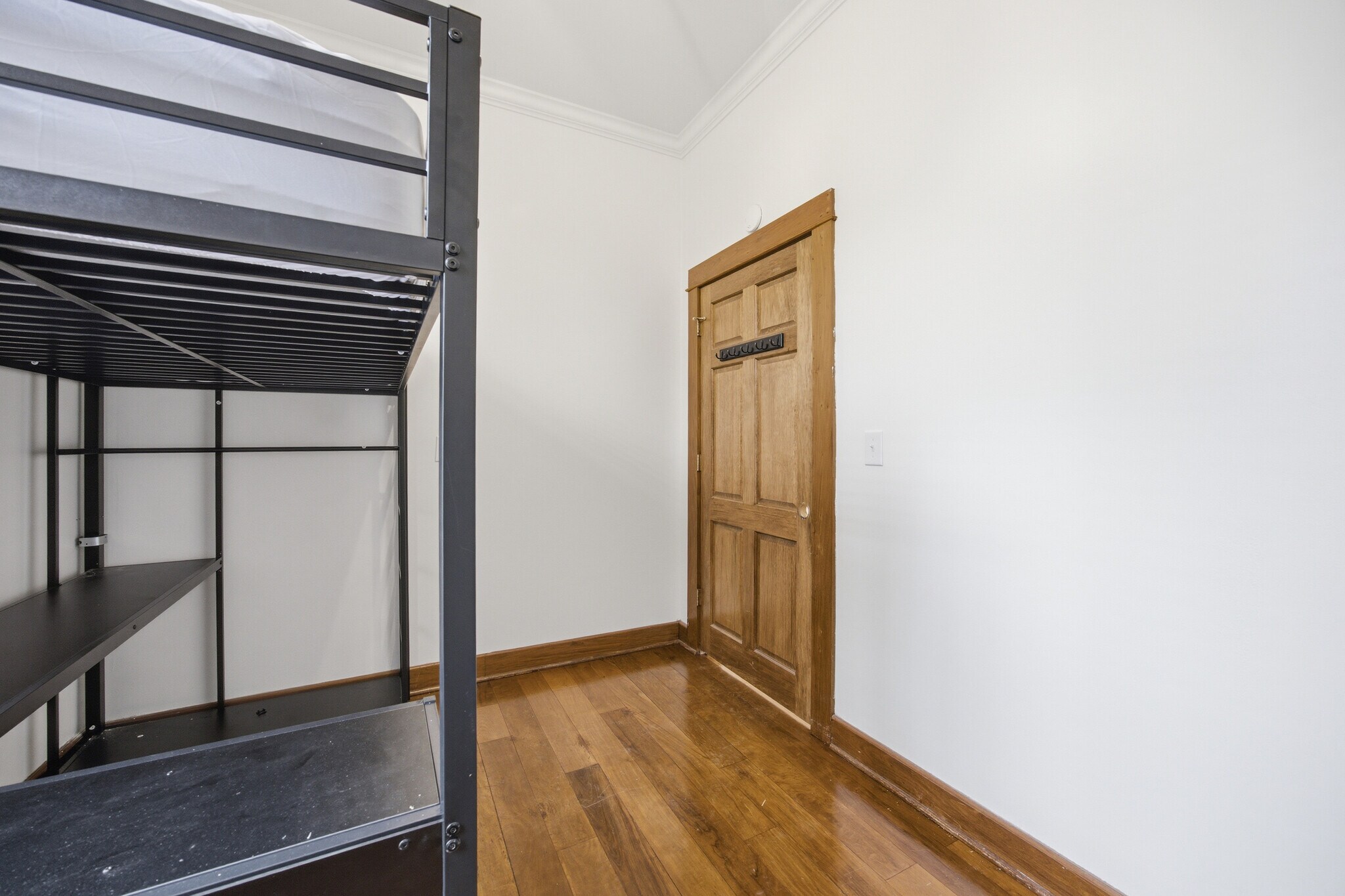 Building Photo - 823 McCallie Ave